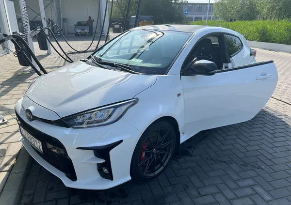 samochody osobowe Toyota Yaris cena 169000 przebieg: 6000, rok produkcji 2023 z Słupsk